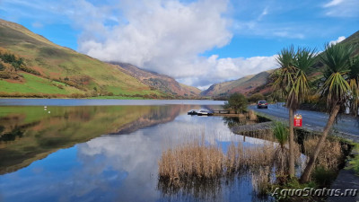 Озеро Llyn Mwingil в Северном Уэлсе